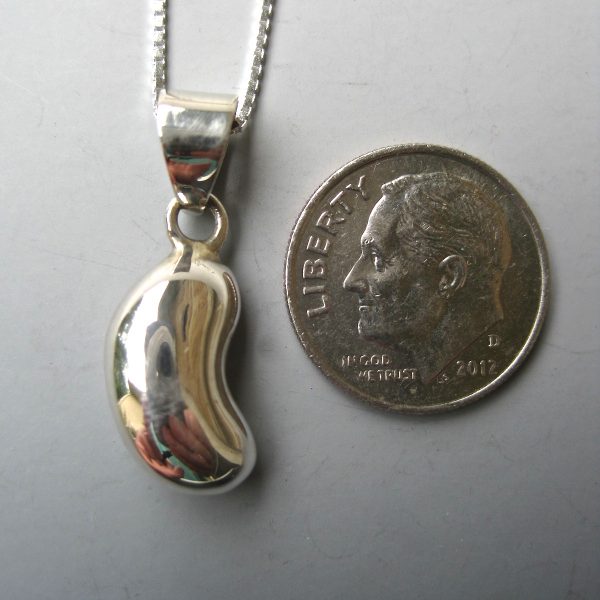 Sterling-silver-small-kidney-pendant