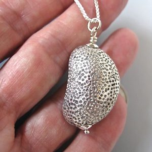 handmade-sterling-kidney-pendant