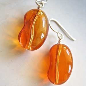 orange-galss-kidney-earrings