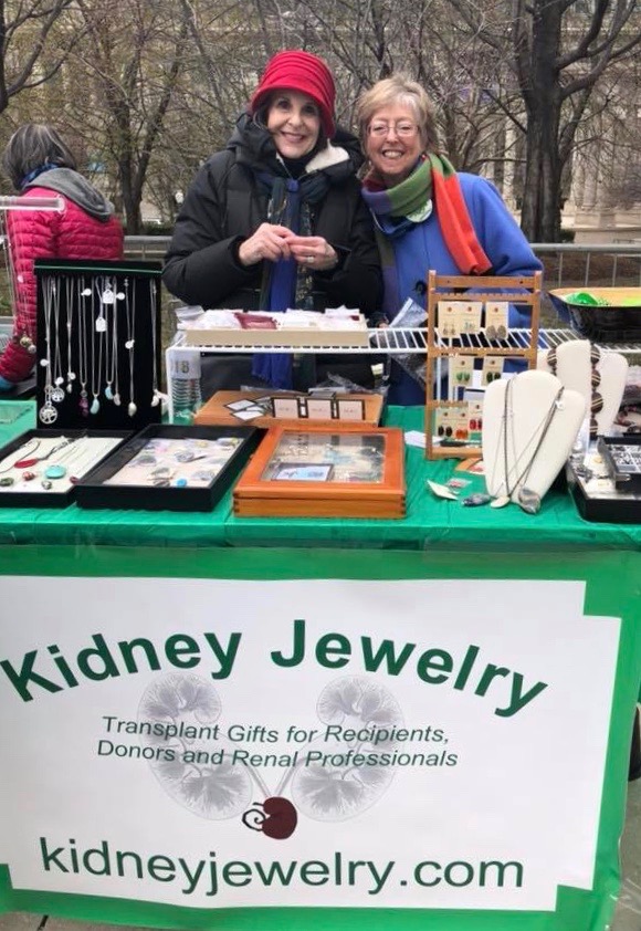 kidneyjewelry.com-booth-living-donor-rally