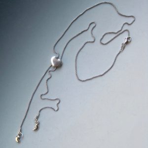 heart-tiny-kidney-slide-necklace